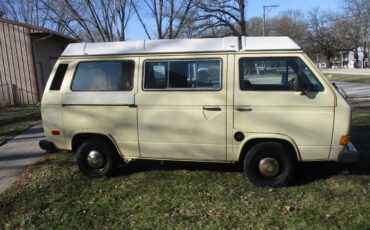 Volkswagen-Kombi-1981-Tan-Tan-9