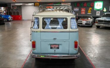 Volkswagen-Other-1976-Light-Blue-Tan-12