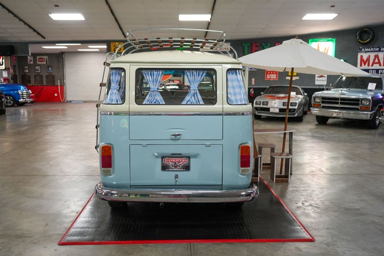 Volkswagen-Other-1976-Light-Blue-Tan-13