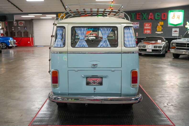 Volkswagen-Other-1976-Light-Blue-Tan-17