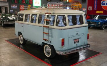 Volkswagen-Other-1976-Light-Blue-Tan-18