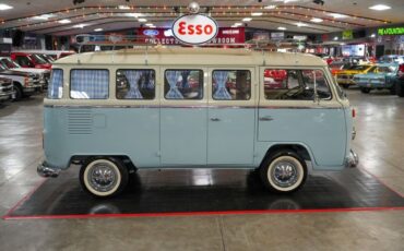 Volkswagen-Other-1976-Light-Blue-Tan-19