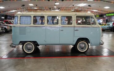 Volkswagen-Other-1976-Light-Blue-Tan-2