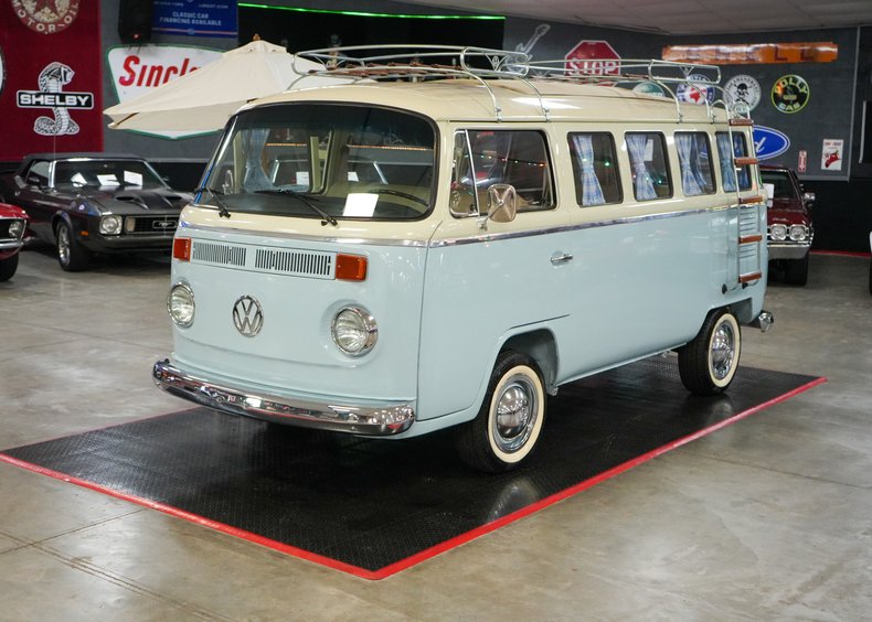 Volkswagen-Other-1976-Light-Blue-Tan-22