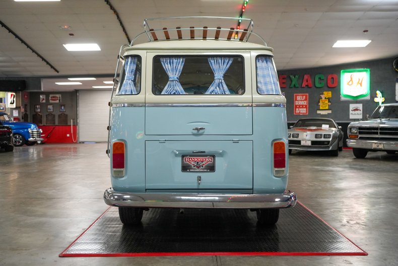 Volkswagen-Other-1976-Light-Blue-Tan-29