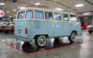 Volkswagen-Other-1976-Light-Blue-Tan-30