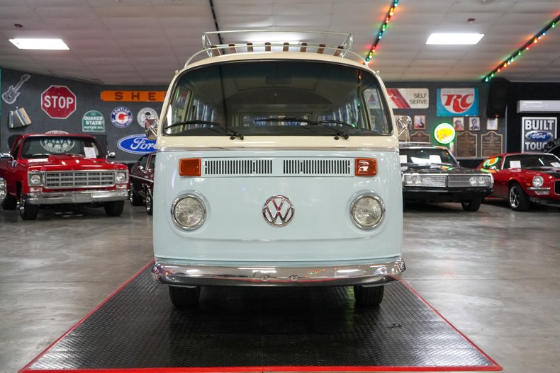 Volkswagen-Other-1976-Light-Blue-Tan-33
