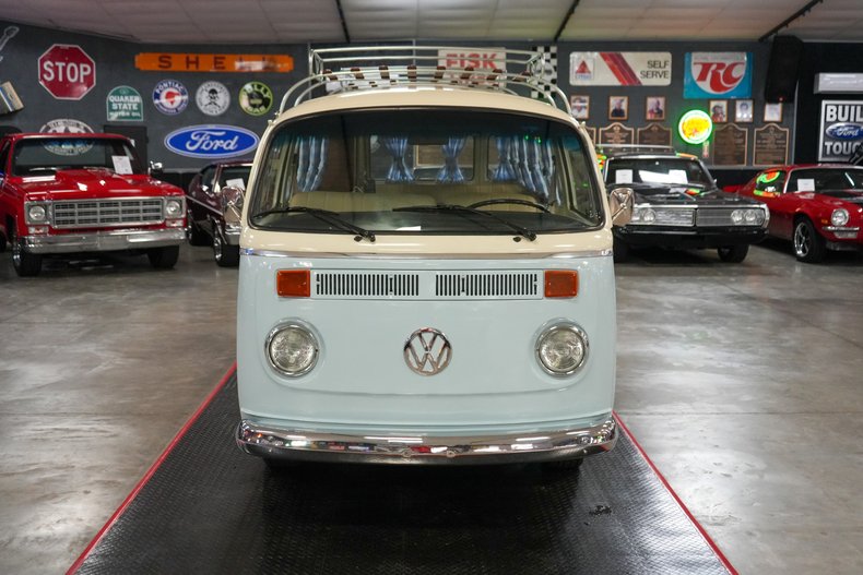 Volkswagen-Other-1976-Light-Blue-Tan-4