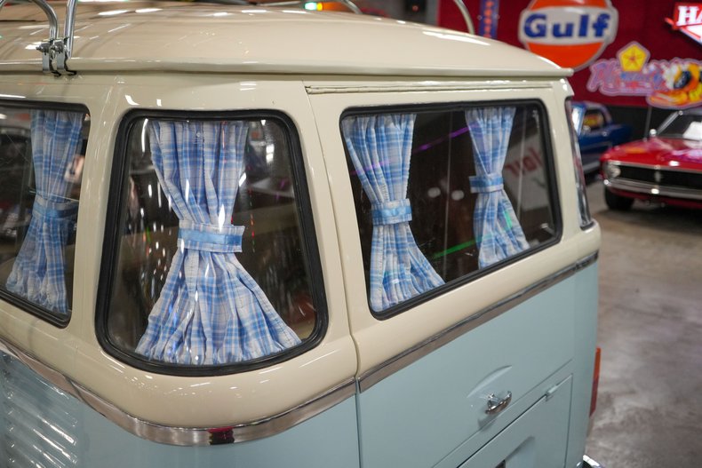 Volkswagen-Other-1976-Light-Blue-Tan-42