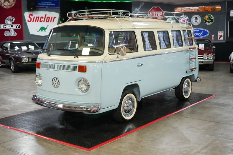 Volkswagen-Other-1976-Light-Blue-Tan-48