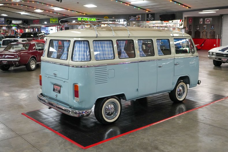 Volkswagen-Other-1976-Light-Blue-Tan-7