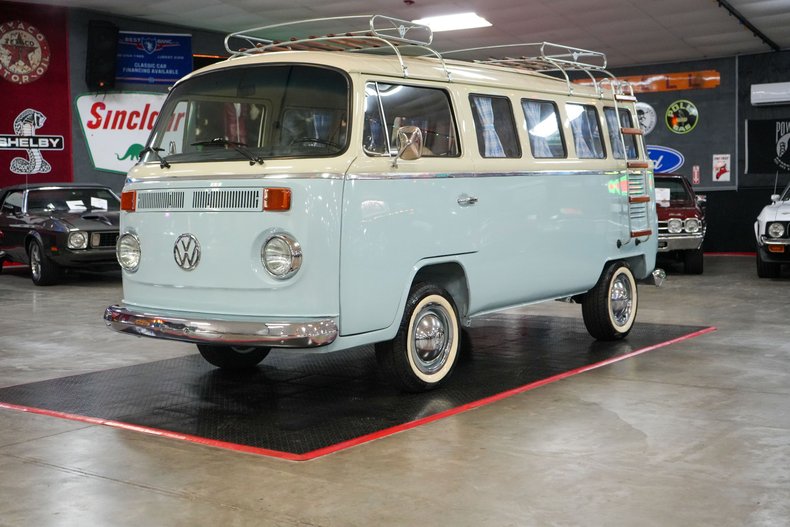 Volkswagen-Other-1976-Light-Blue-Tan-9