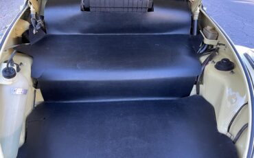 Volkswagen-Super-beetle-1971-Yellow-Black-5