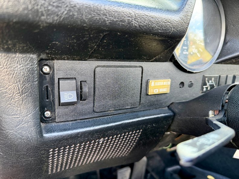 Volkswagen-Super-beetle-1978-Burnt-Orange-Metalli-Black-20