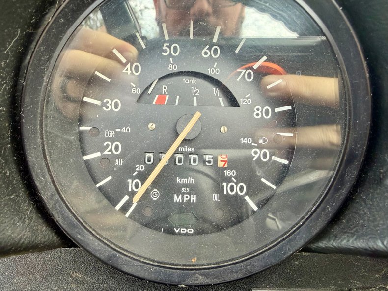 Volkswagen-Super-beetle-1978-Burnt-Orange-Metalli-Black-8