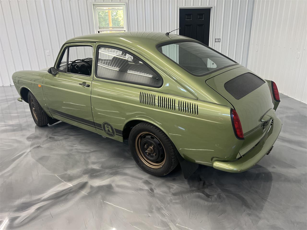 Volkswagen-Type-3-1969-Green-Black-4