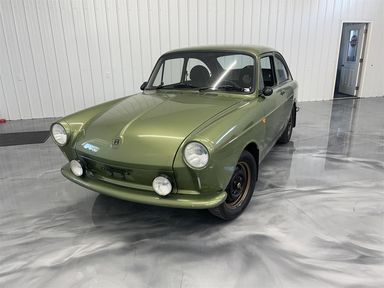 Volkswagen-Type-3-1969-Green-Black