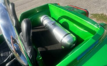 Volkswagen-beetle-1965-green-10