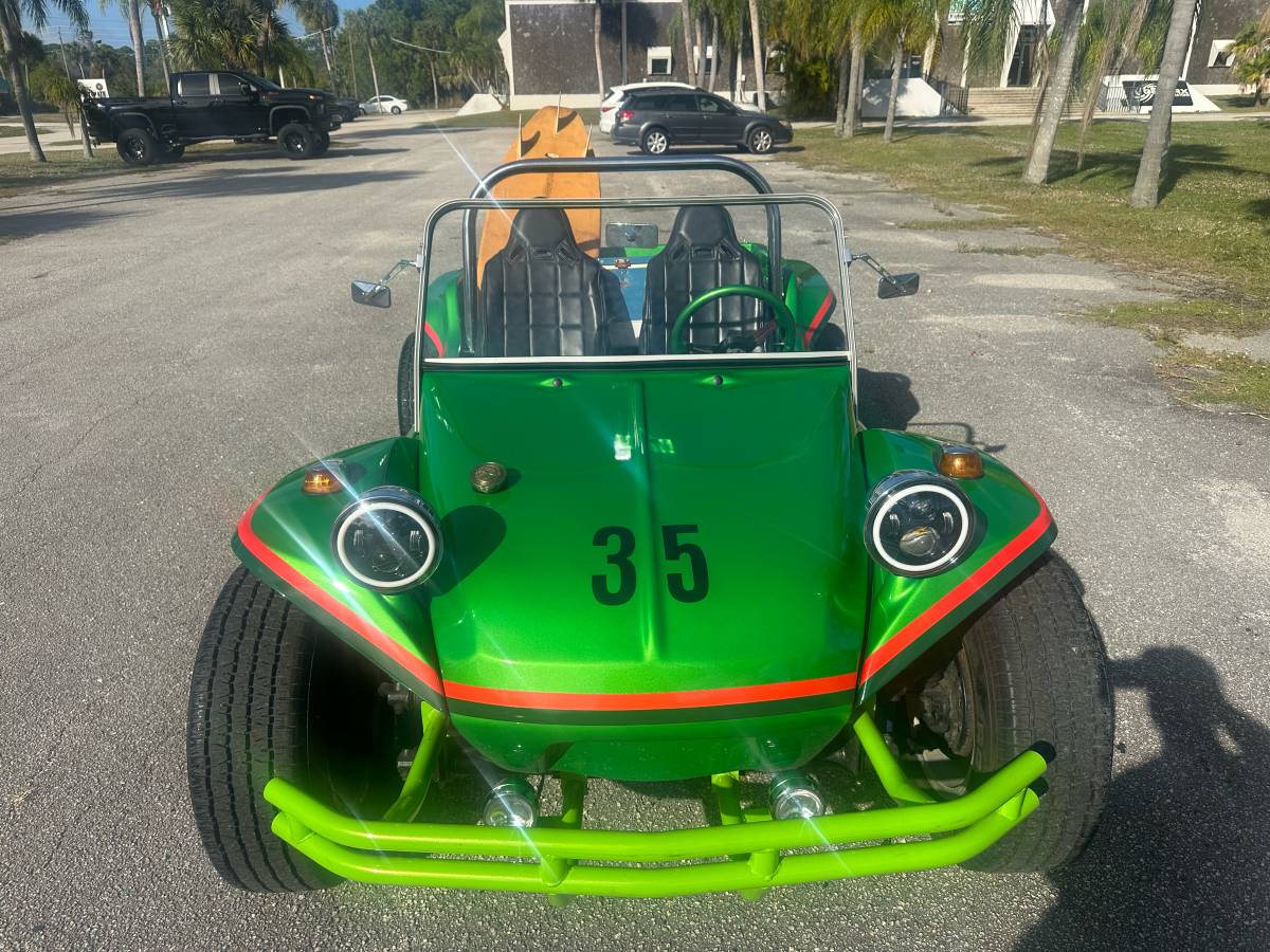 Volkswagen-beetle-1965-green-2