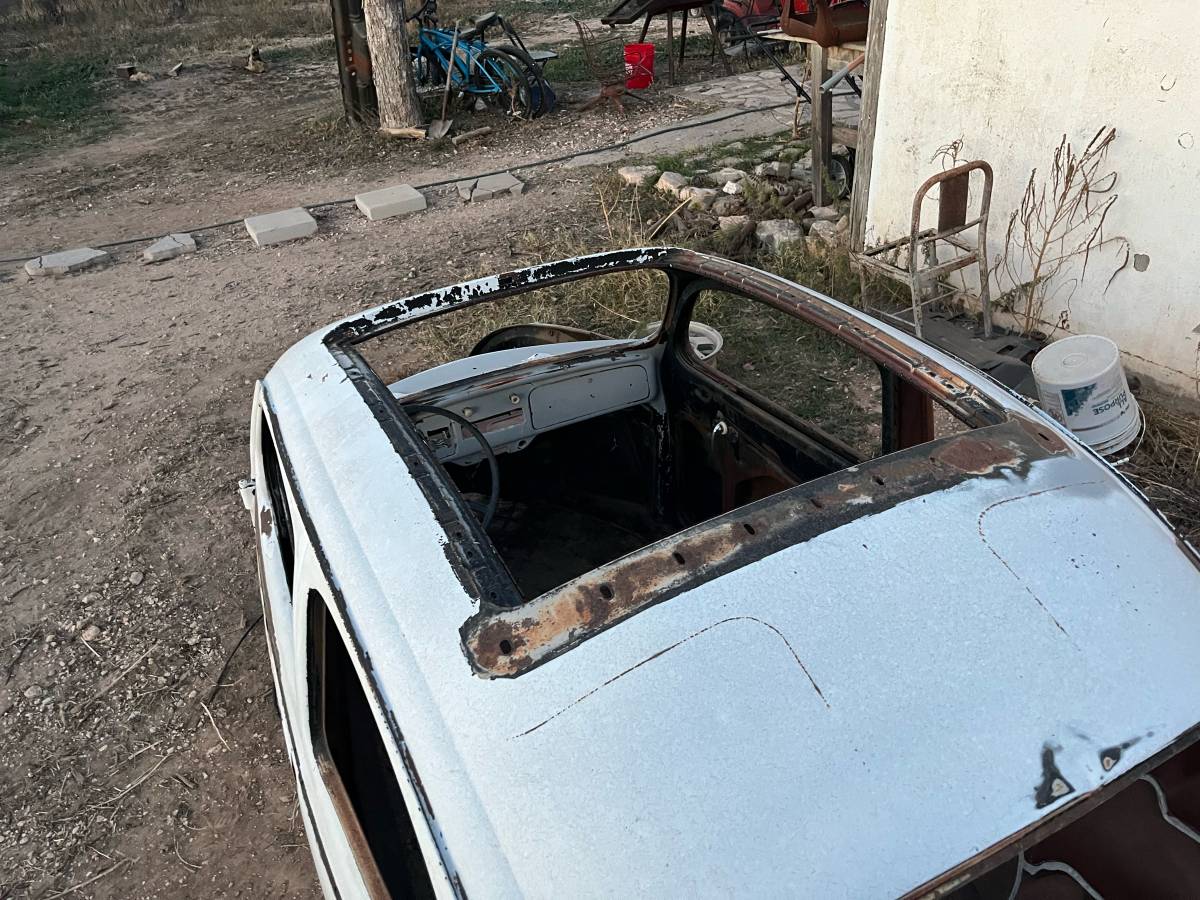 Volkswagen-beetle-1965-red-4