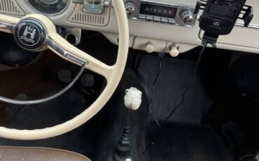 Volkswagen-beetle-1966-3