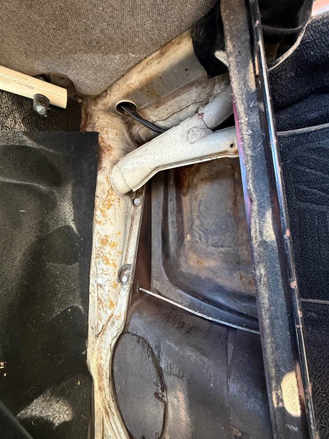 Volkswagen-beetle-1966-orange-7