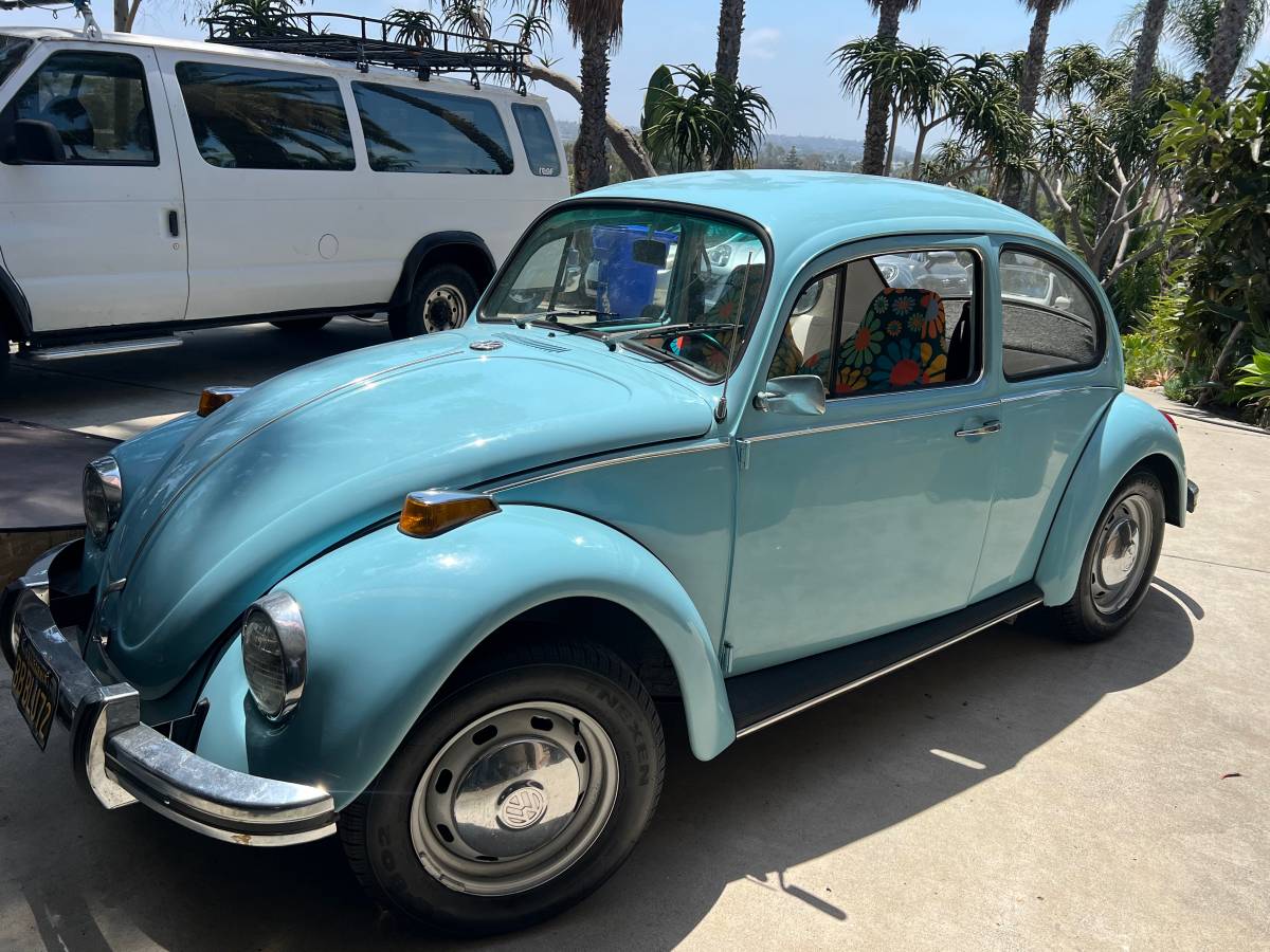 Volkswagen-beetle-1972-blue-12