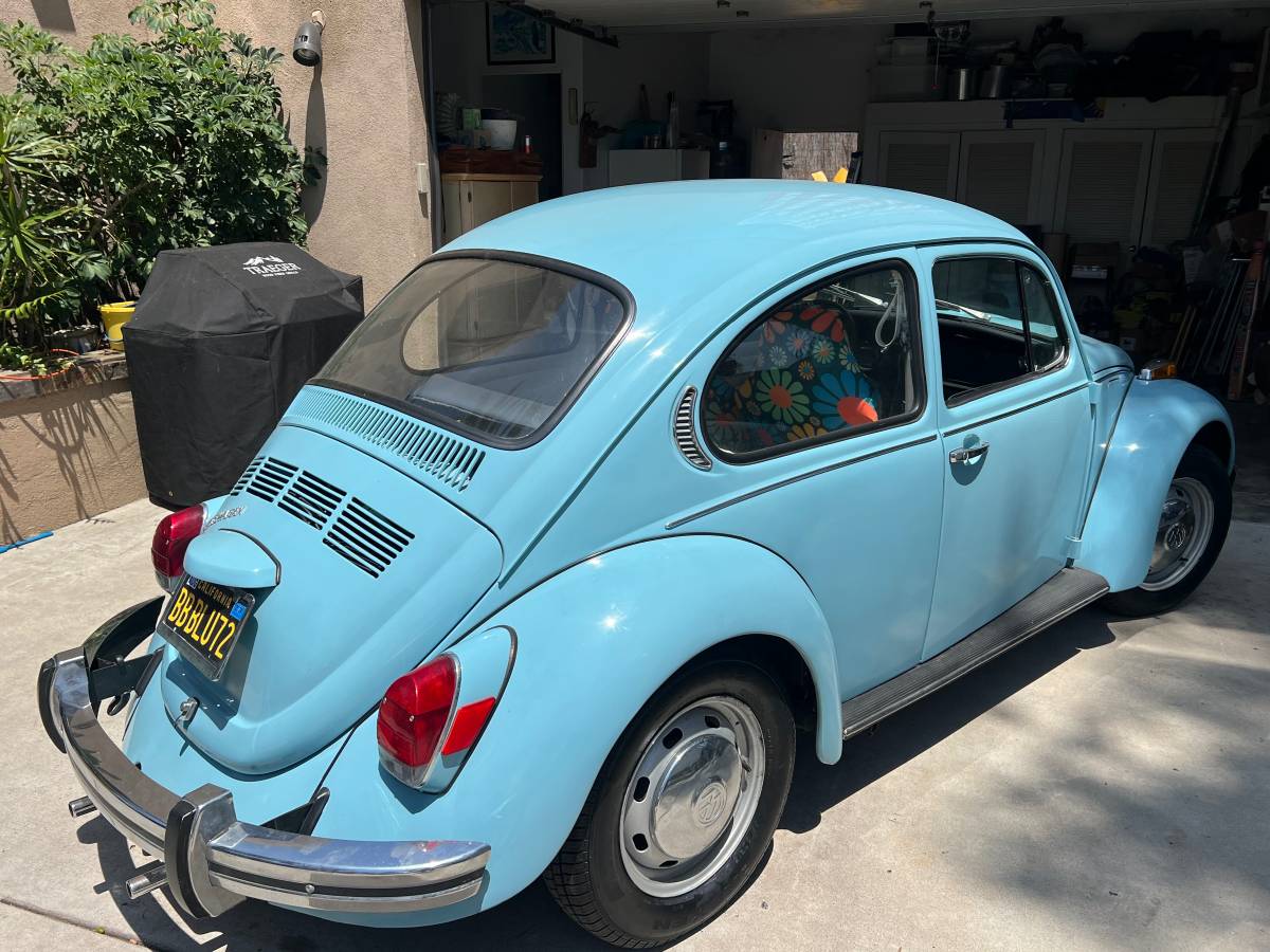 Volkswagen-beetle-1972-blue-8
