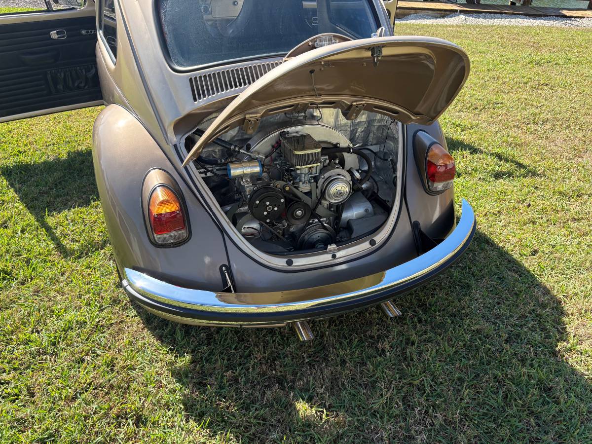 Volkswagen-beetle-1972-brown-4