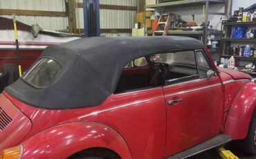 Volkswagen-beetle-1975-red-5