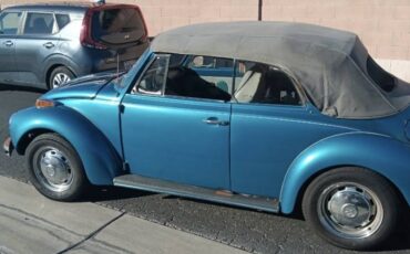 Volkswagen-beetle-convertible-1973-blue-1