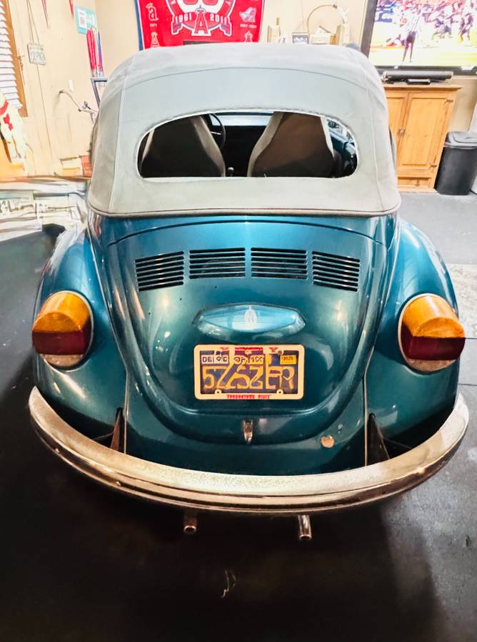 Volkswagen-beetle-convertible-1973-blue-14