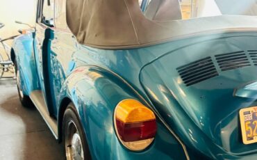 Volkswagen-beetle-convertible-1973-blue-17