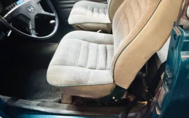 Volkswagen-beetle-convertible-1973-blue-6