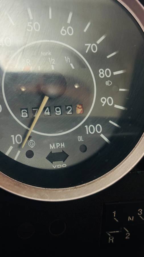 Volkswagen-beetle-convertible-1973-blue-8