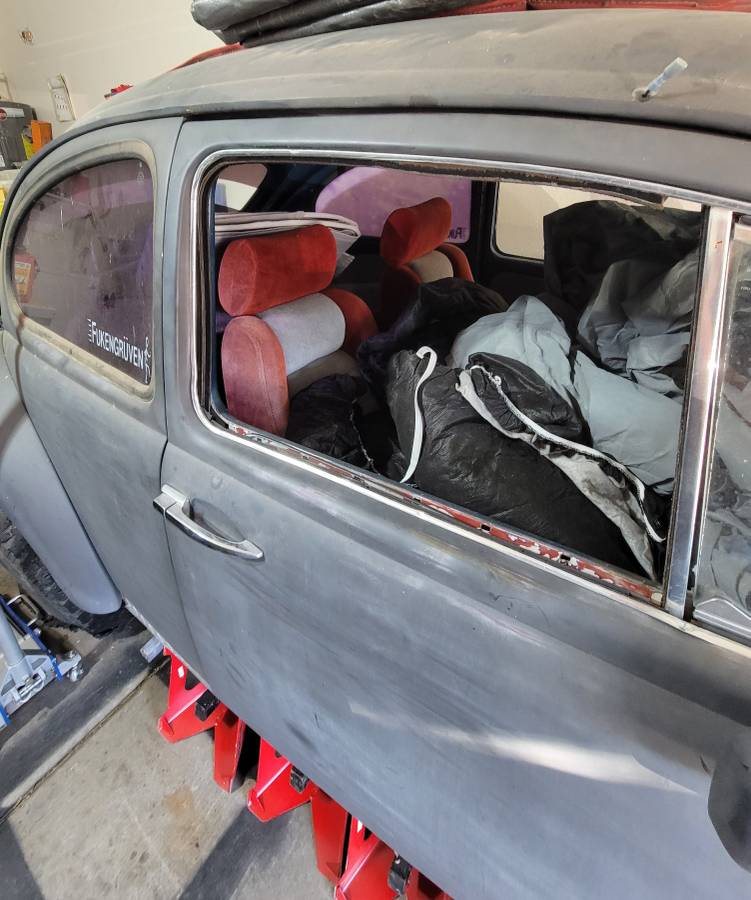 Volkswagen-bug-1966-grey-5