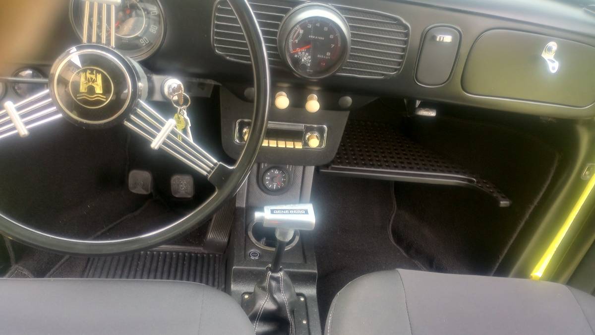 Volkswagen-bug-1968-10