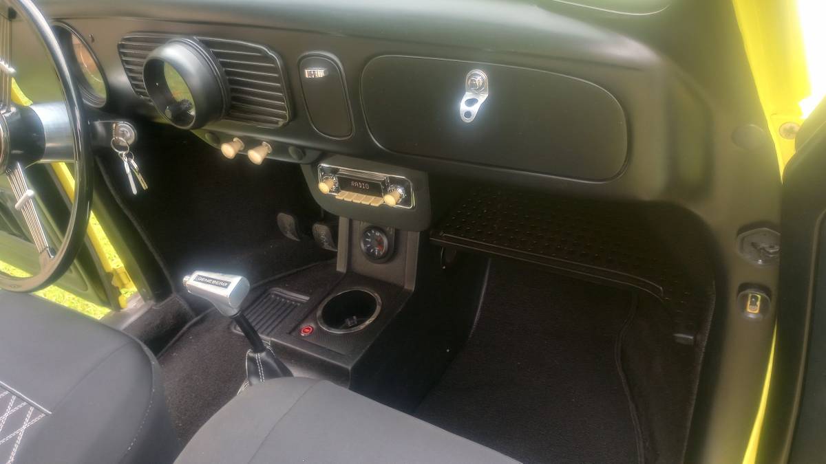 Volkswagen-bug-1968-12