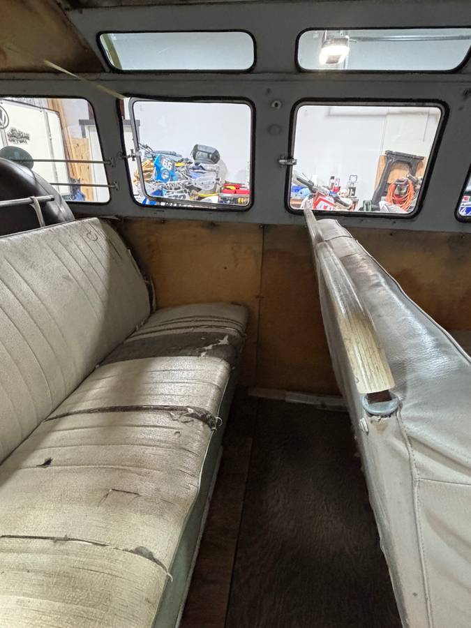 Volkswagen-bus-1967-blue-16