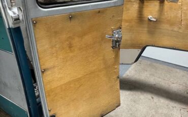 Volkswagen-bus-1967-blue-20