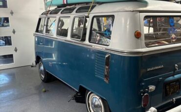 Volkswagen-bus-1967-blue-5