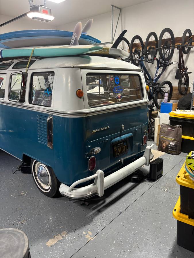 Volkswagen-bus-1967-blue-6