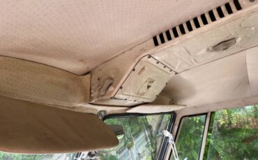 Volkswagen-bus-1967-white-10