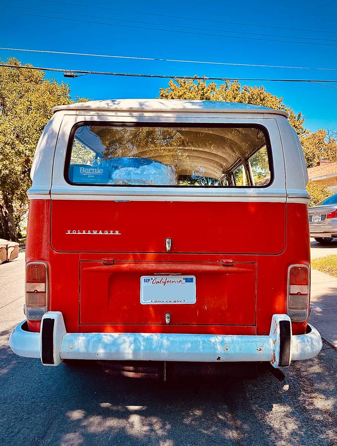 Volkswagen-bus-1972-red-6