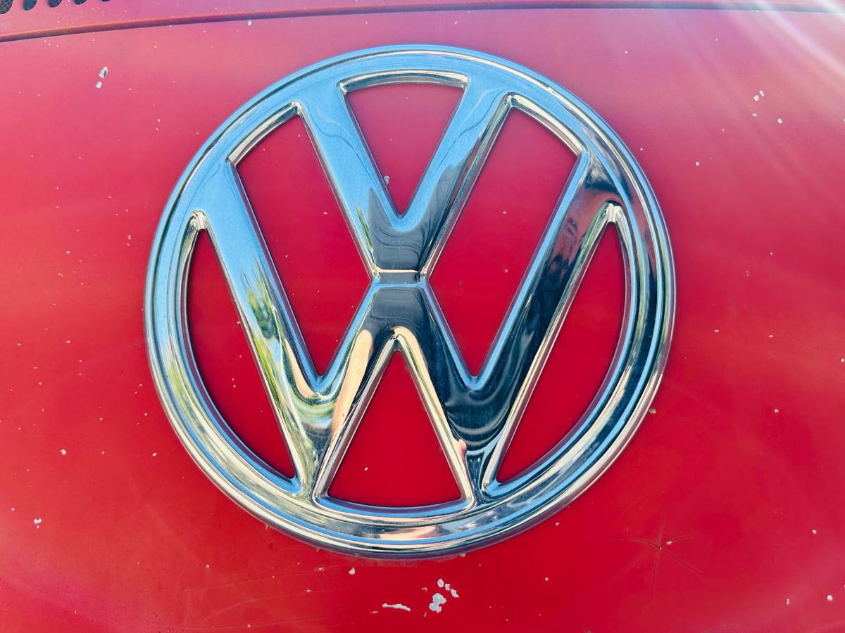 Volkswagen-bus-1972-red-9