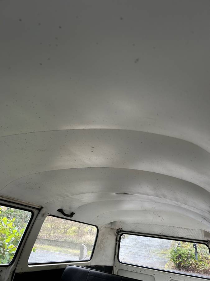 Volkswagen-bus-1973-red-3