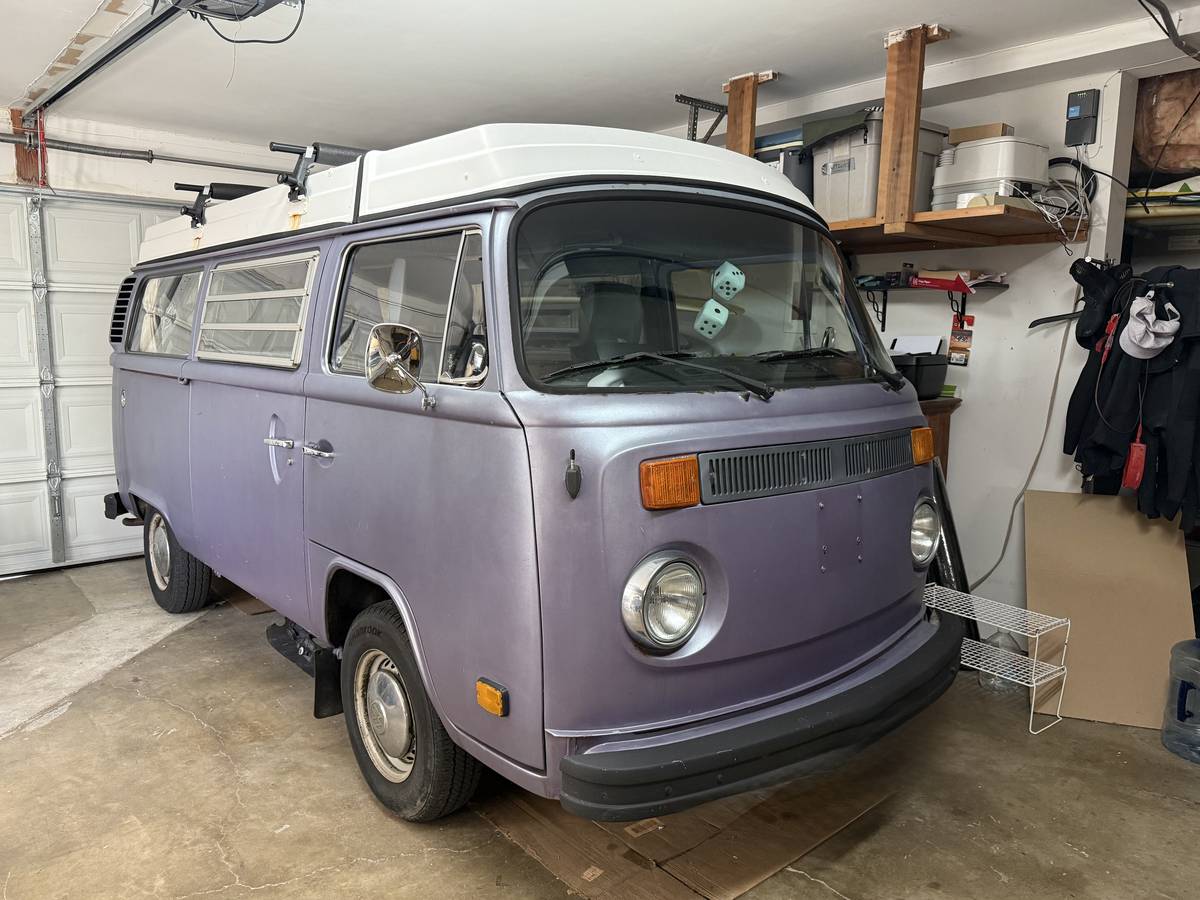 Volkswagen-bus-westfalia-1979-purple-11