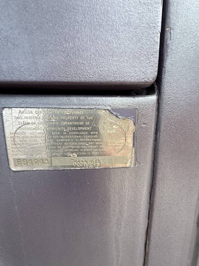 Volkswagen-bus-westfalia-1979-purple-16