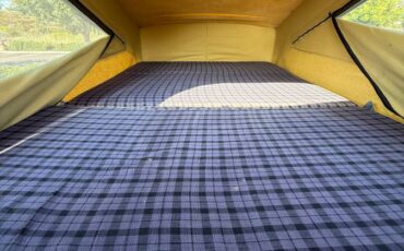 Volkswagen-bus-westfalia-1979-purple-6