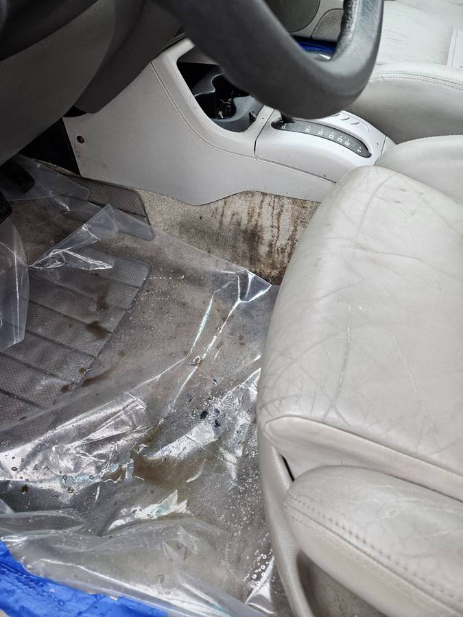 Volkswagen-cabrio-1995-black-6